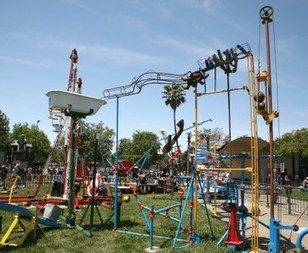 Life-sized mouse trap