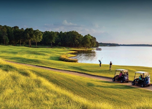 Providing a glimpse into life at Reynolds Lake Oconee.